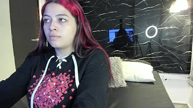Snapshot of Sofiia-Rubb chatting on April 29, 4:16 am Sofiia-Rubb online show from April 29, 4:16 am