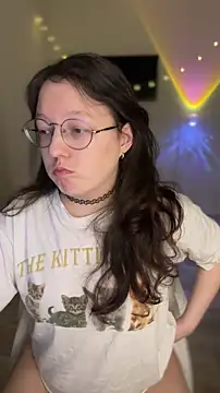 emigooflordXD online show from February 9, 11:03 am