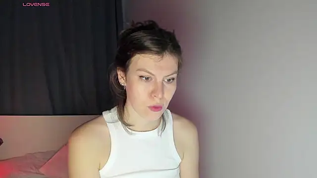 Snapshot of fifth_element chatting on February 2, 8:30 pm fifth element online show from February 2, 8:30 pm