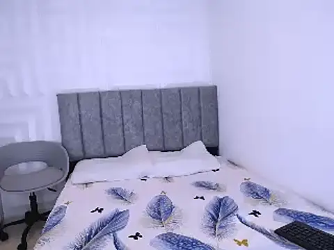 Snapshot of nataly_red chatting on January 23, 5:10 pm nataly red online show from January 23, 5:10 pm