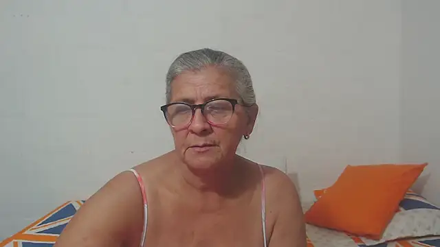 candy mature  online show from February 18, 11:08 pm