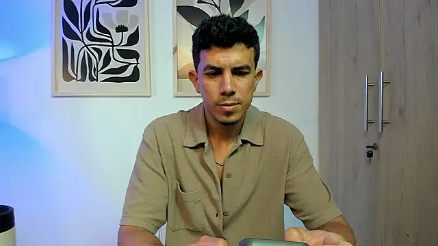 mr jn online show from March 4, 7:09 pm