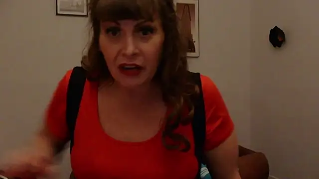 HeyyImHarlowe online show from March 7, 6:02 am