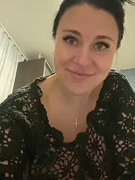 CuteNata online show from December 17, 3:28 pm