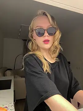 Little Forest ELF online show from October 17, 9:06 pm