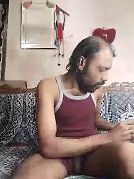 BadBoySmoker7070 online show from December 17, 1:17 pm