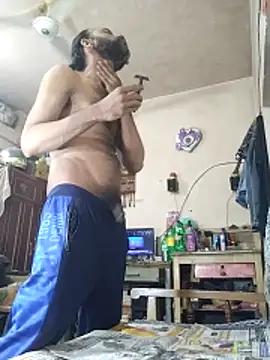 BadBoySmoker7070 online show from May 14, 5:58 am
