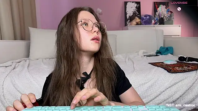 Ameliia castro online show from March 6, 5:48 am