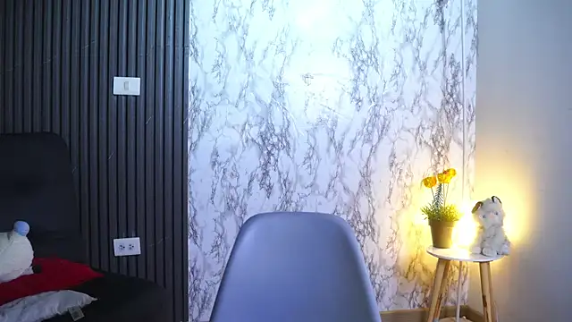 chloe blue online show from January 12, 11:48 am