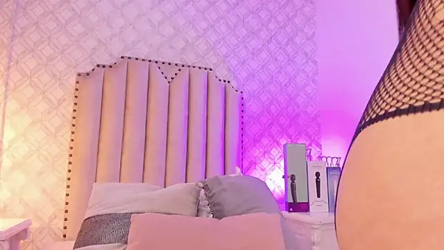 Charlotte  08 online show from December 29, 10:57 pm