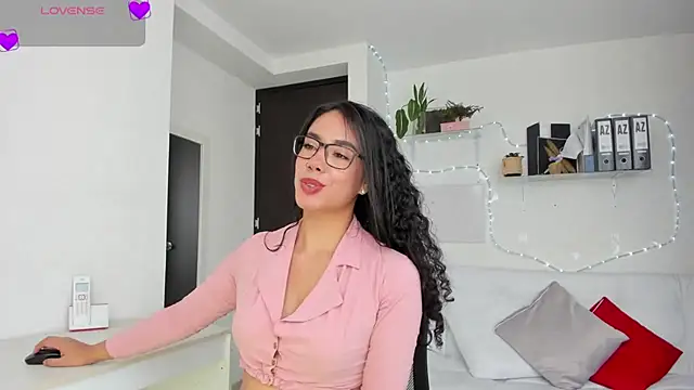 susana monroy online show from June 25, 7:07 pm