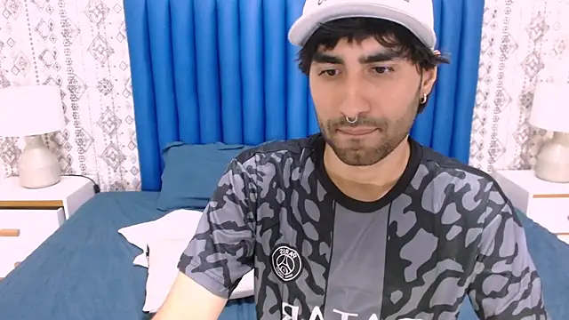 MilanZaire online show from March 21, 1:24 am