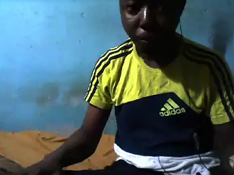 Snapshot of little__joy chatting on February 28, 6:54 am little joy online show from February 28, 6:54 am