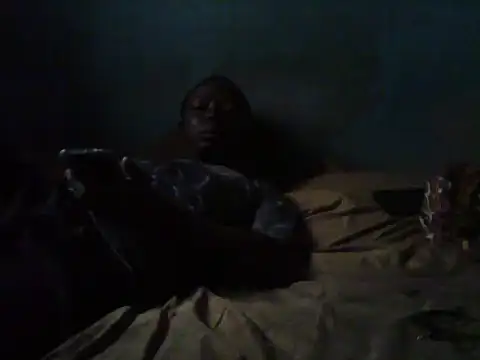 Snapshot of little__joy chatting on March 21, 7:44 am little joy online show from March 21, 7:44 am