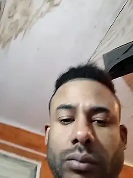 Snapshot of Negroricobaby chatting on February 20, 4:25 pm Negroricobaby online show from February 20, 4:25 pm