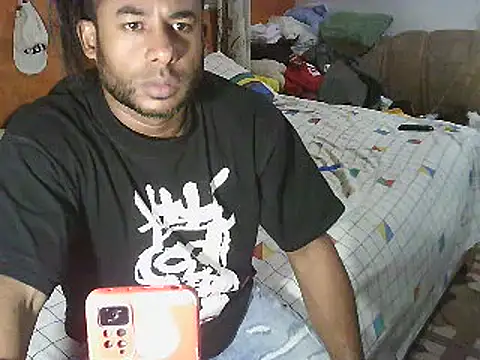Snapshot of Negroricobaby chatting on March 11, 5:05 am Negroricobaby online show from March 11, 5:05 am