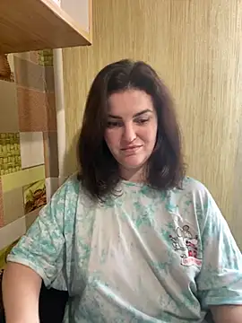 Karolina llove online show from January 3, 9:58 am