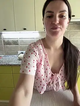 Karolina llove online show from October 4, 10:13 am