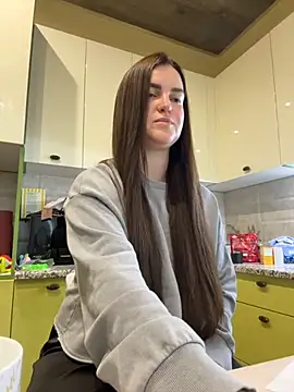 Karolina llove online show from November 6, 10:16 am