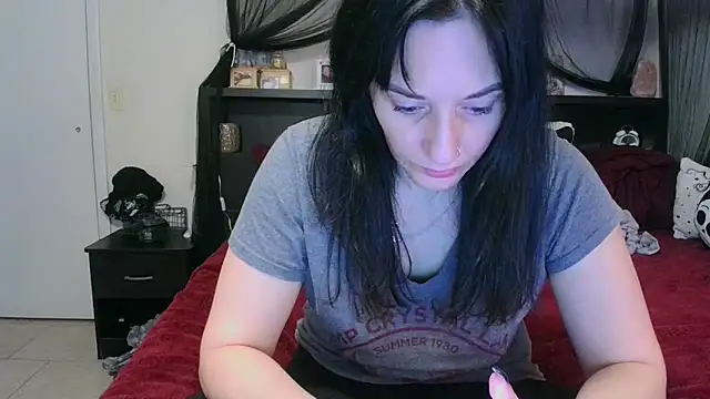 CrystalLakeXO online show from March 13, 11:06 am