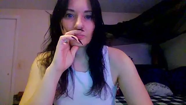 CrystalLakeXO online show from June 16, 4:59 am