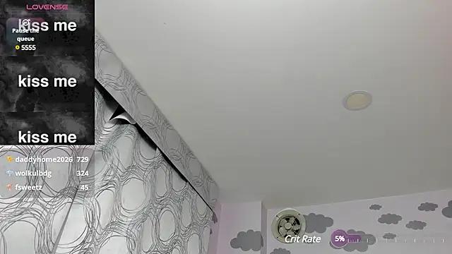 Snapshot of Lesly_sexy4u chatting on January 18, 7:17 am Lesly sexy4u online show from January 18, 7:17 am