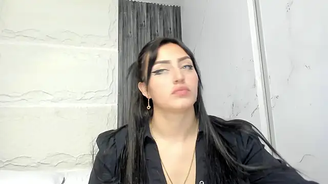 Snapshot of Lesly_sexy4u chatting on October 18, 12:17 pm Lesly sexy4u online show from October 18, 12:17 pm