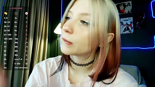 arielabradberry online show from February 3, 2:11 pm