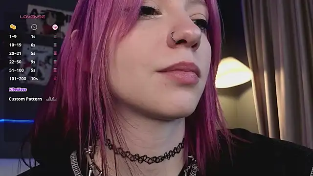 arielabradberry online show from April 14, 2:45 pm