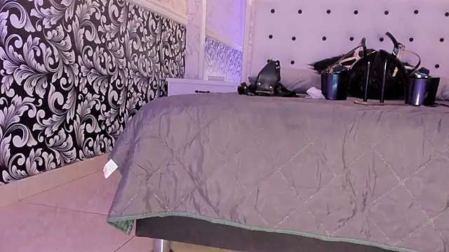 Foxy Slave online show from January 29, 8:51 am