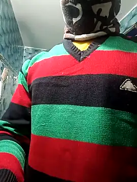 Snapshot of model_yesx chatting on January 13, 4:45 pm model yesx online show from January 13, 4:45 pm