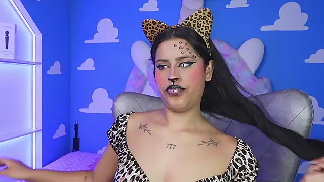 miss romyna online show from October 27, 11:03 am