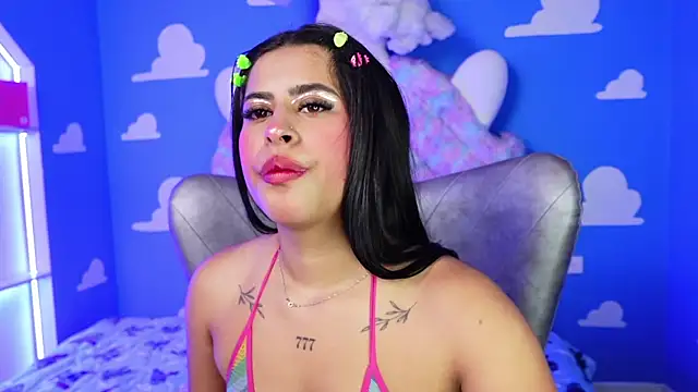 miss romyna online show from June 2, 11:01 am
