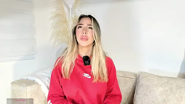 Addison baker online show from October 28, 3:21 am