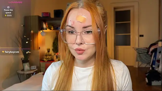 Snapshot of Sargonium999 chatting on October 17, 7:38 pm Sargonium999 online show from October 17, 7:38 pm