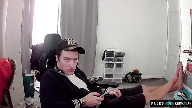 PKrisztian online show from February 13, 6:26 pm