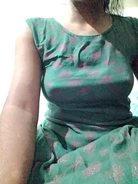 rituporna2004 online show from January 9, 2:25 am