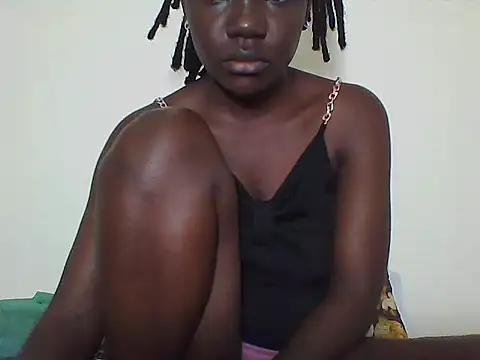 Snapshot of Ebony_Sweetcandy chatting on June 9, 4:40 pm Ebony Sweetcandy online show from June 9, 4:40 pm