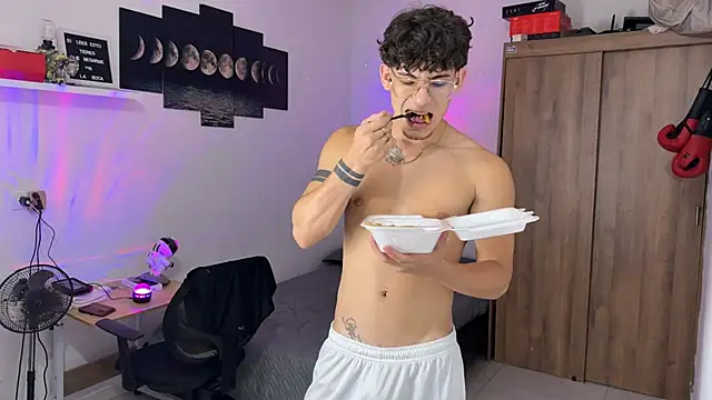 Kisan Smith online show from October 27, 5:22 am