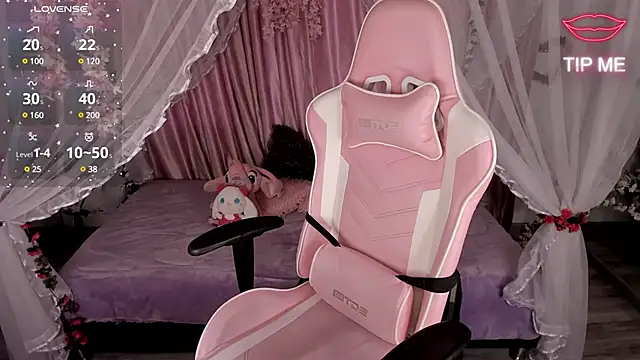 Snapshot of ino_yamanaka_ chatting on February 8, 8:32 pm ino yamanaka online show from February 8, 8:32 pm