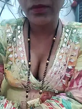 Snapshot of IslamicPimento chatting on December 13, 2:32 am IslamicPimento online show from December 13, 2:32 am