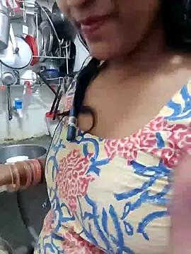 Snapshot of IslamicPimento chatting on December 24, 1:06 pm IslamicPimento online show from December 24, 1:06 pm