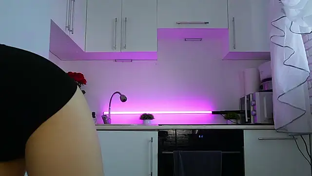 888 666 online show from March 28, 4:12 am