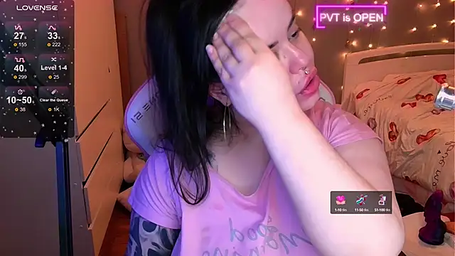 og maddison online show from December 13, 3:16 am