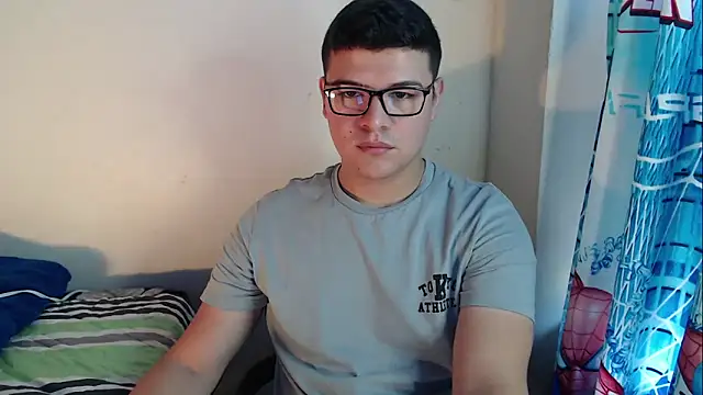 Plug Control online show from October 24, 4:03 pm