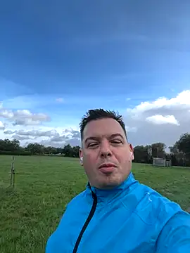 Jose HotLatino online show from October 22, 9:42 am