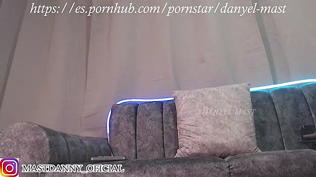 dannybigcockxxl online show from March 26, 4:40 am