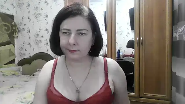 Snapshot of SophieNightAh chatting on November 11, 9:59 pm SophieNightAh online show from November 11, 9:59 pm