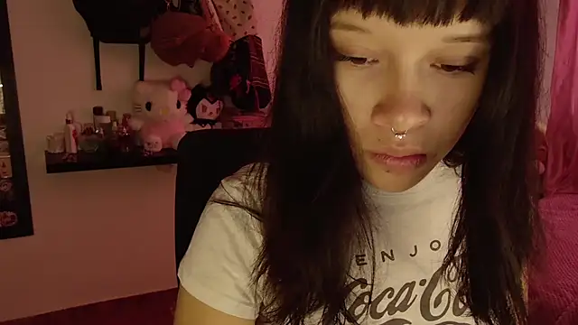 Marceline 0 online show from December 13, 2:05 pm