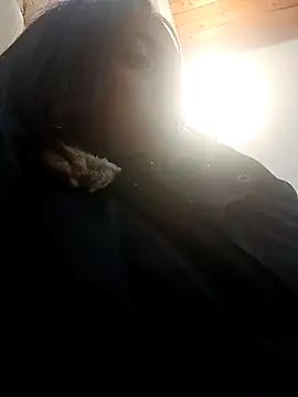 lia mariana online show from March 17, 3:33 am